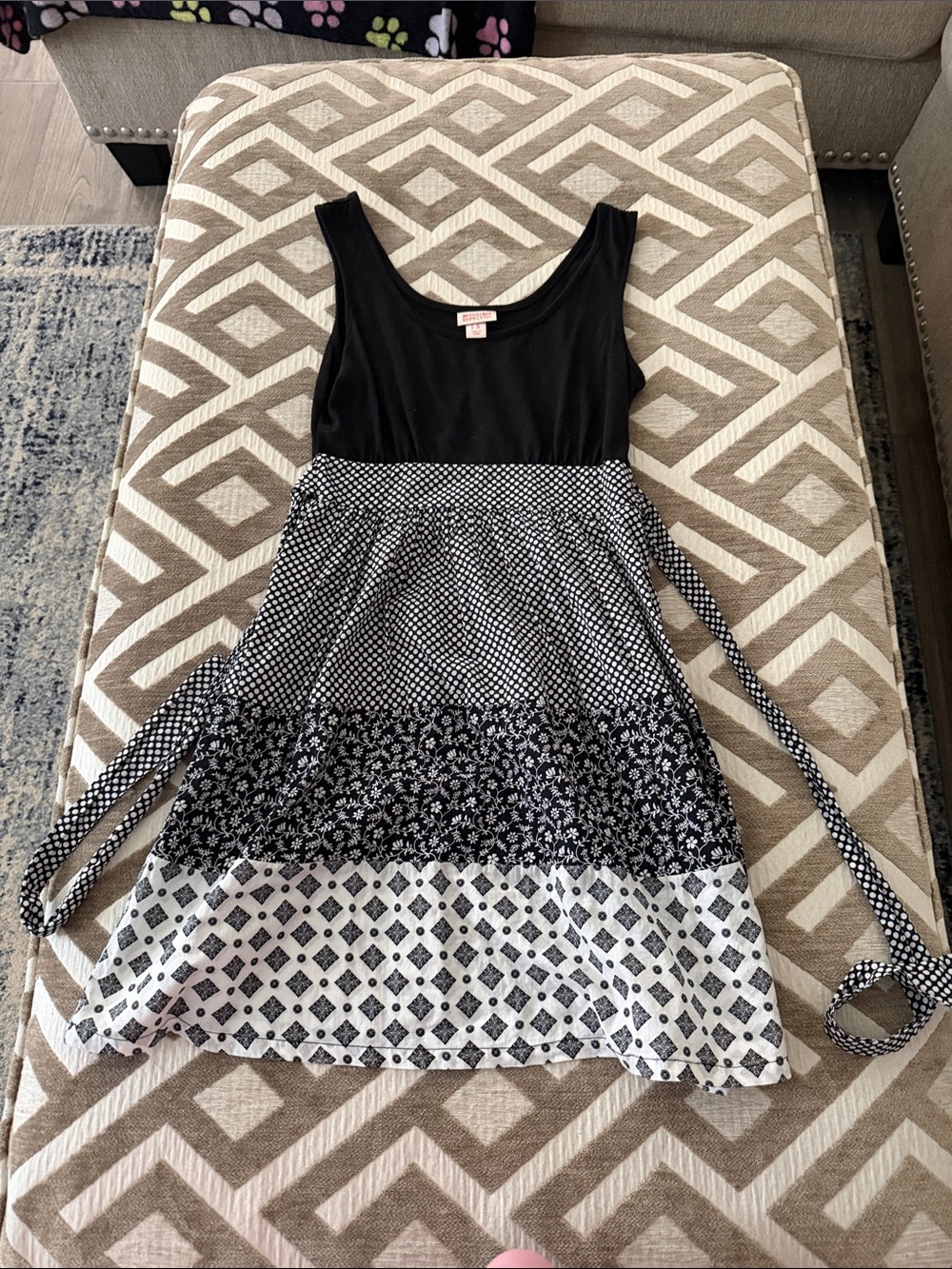 Black & White Tiered Sleeveless Dress